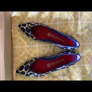 Rothys Indigo Giraffes